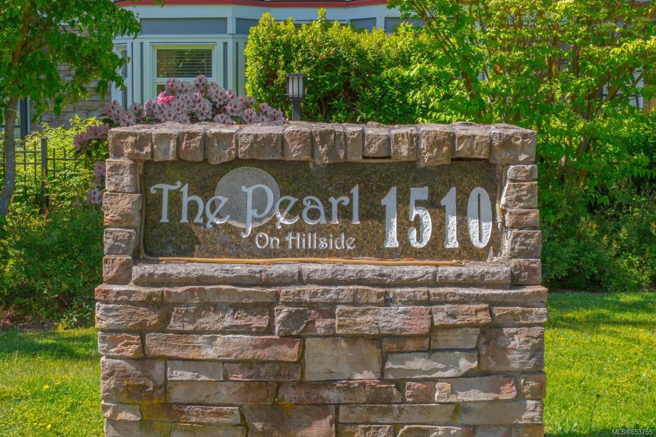 1510 Hillside Ave # 302, Victoria BC V8T 2C2