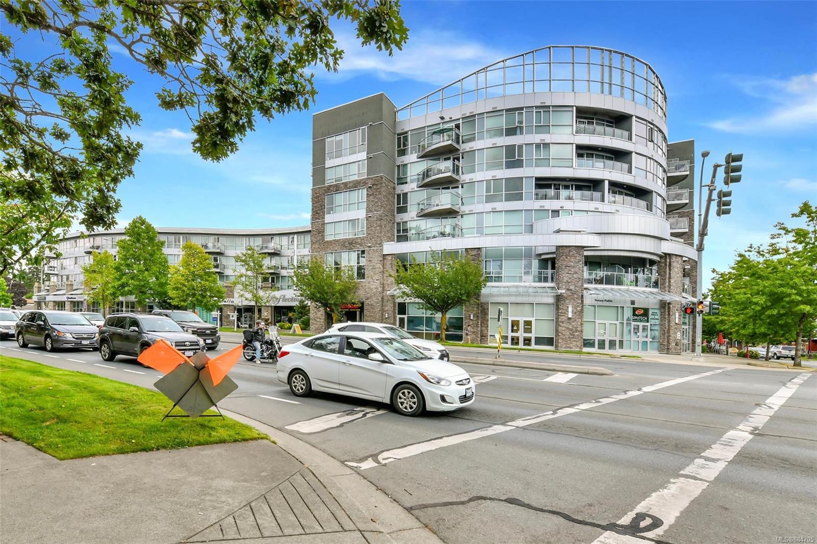 2745 Veterans Memorial Pkwy # 332, Langford BC V9B 0H4