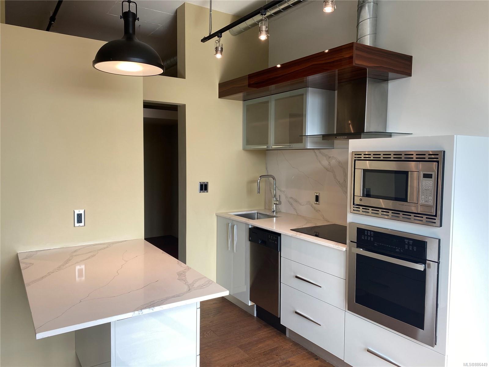 1029 View St # 520, Victoria BC V8V 0C9
