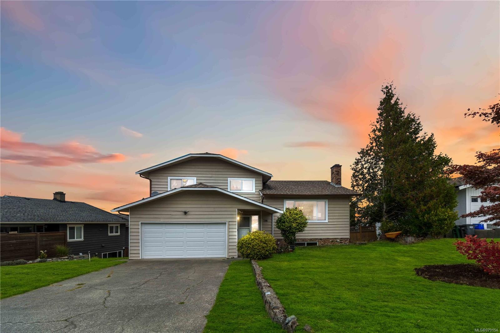 798 Killdonan Rd, Saanich BC V8X 4K8